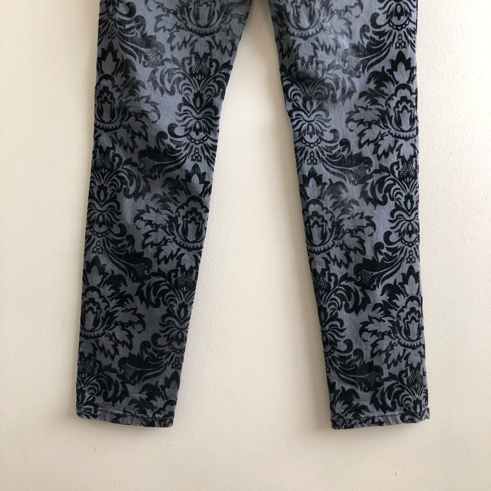 Tru Luxe Velvet Floral Skinny Jeans Women’s Size 8 Stretch Mid Rise Dark Grey - Picture 8 of 13